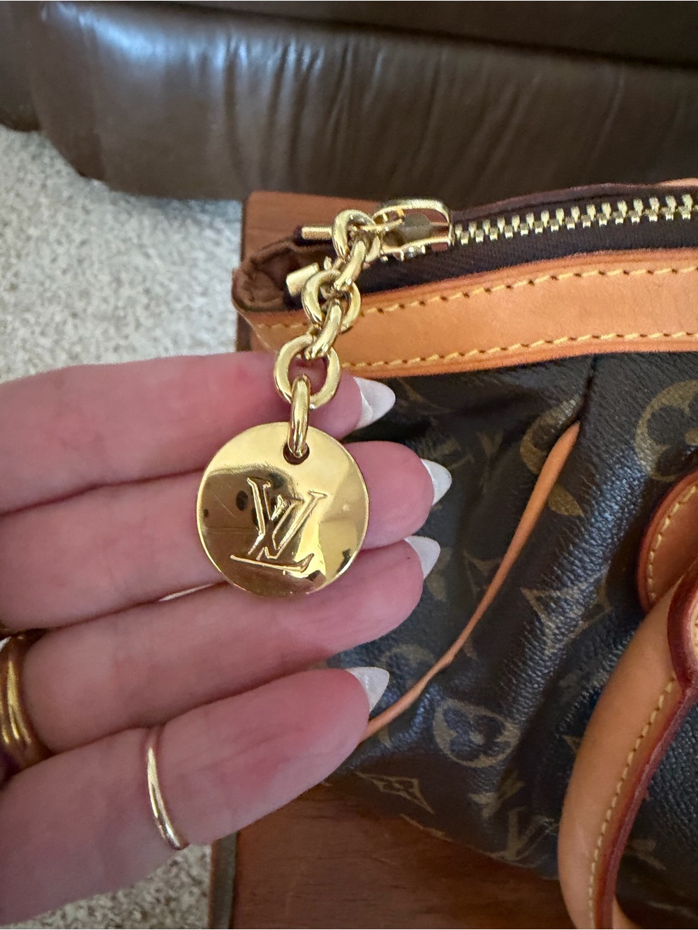 Louis Vuitton Tivoli PM Monogram Vintage Handbag - Picture 4 of 16